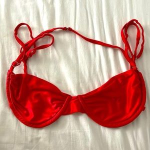 Frankie’s bikinis top